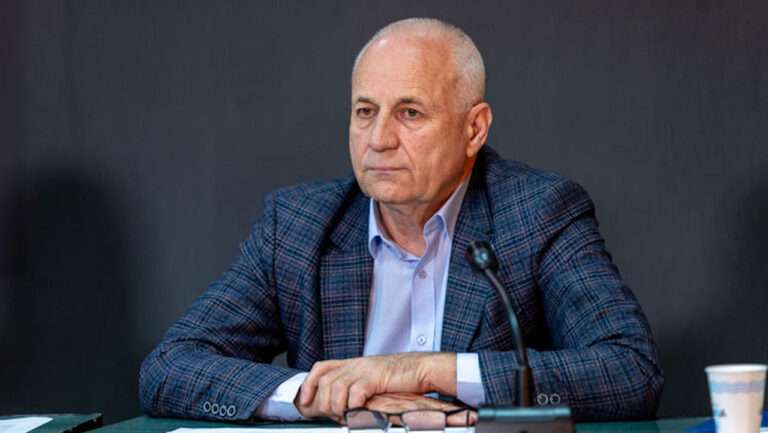 Директор Железной дороги Молдовы подал в отставку после протестов подчинённых