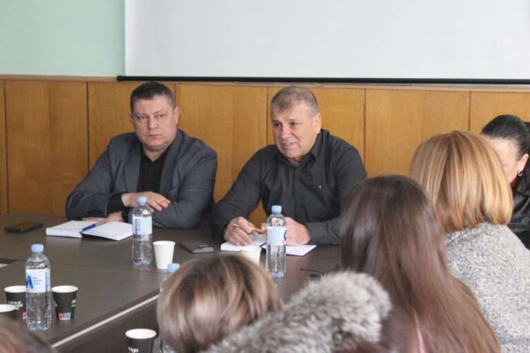 Госканцелярия Комрата оспорит решения гагаузских депутатов о продлении патентов и международных соглашениях