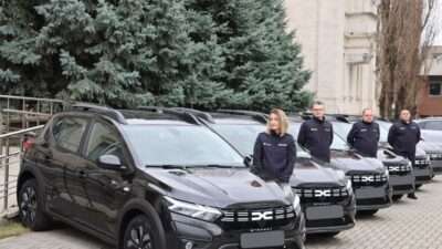 Автомобили