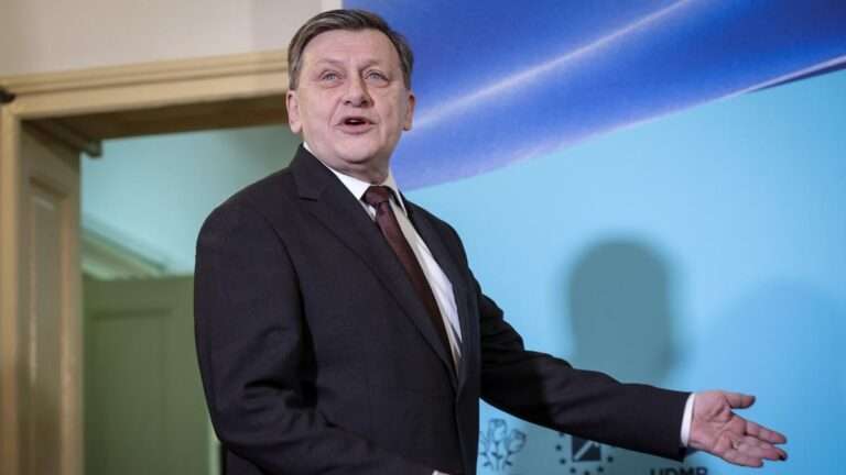 Крин Антонеску