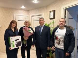 мурманская область мясорубка подарок 8 марта мать погибшего солдата ЕР