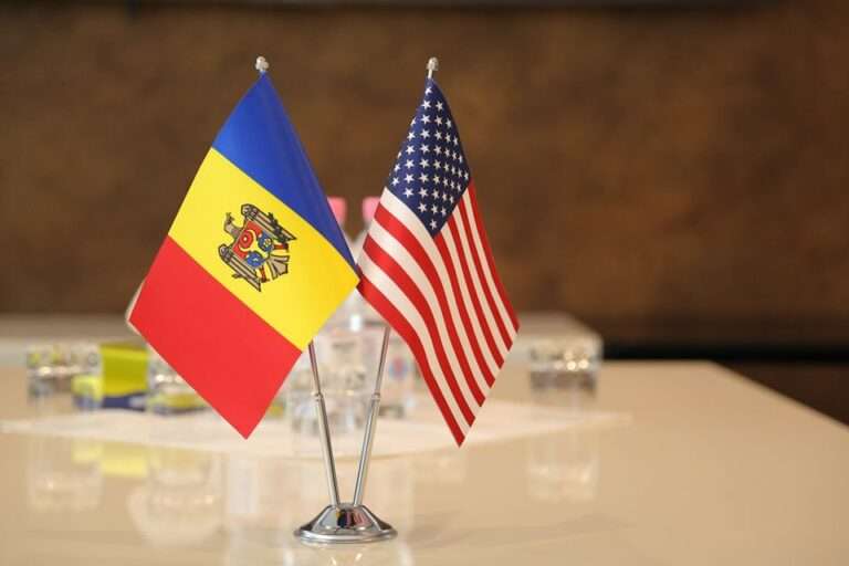 В Чикаго и Сакраменто откроют консульства Молдовы