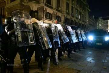 жандармы Румыния протест Джорджеску