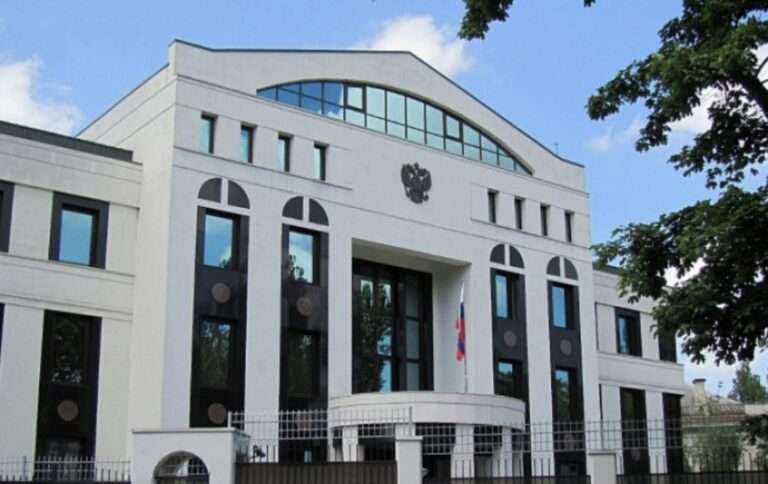 Москва обвинила Кишинев в «блокировке» российского посольства после сообщения о бомбе — реакция МИД Молдовы