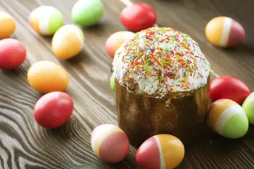 пасха кулич крашенки яйца