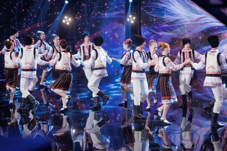 (ВИДЕО) Танцоры из Кагула впечатлили жюри и зрителей конкурса Românii au talent