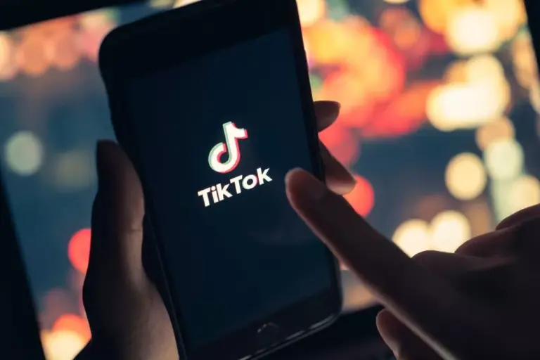 TikTok отчитался о борьбе с дезинформацией на выборах в Молдове: за два месяца удалено более 134 тысяч фейковых аккаунтов