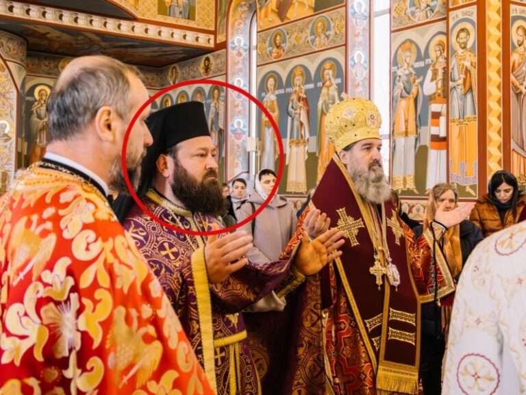 Осужденный за растление ребёнка священник принял участие в церковной литургии