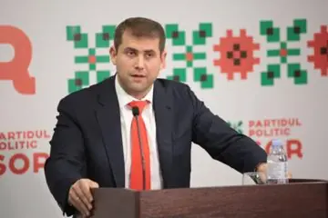Илан Шор