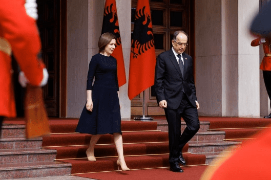 Майя Санду и Байрам Бегай в Тиране, 16 мая