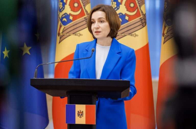 Майя Санду