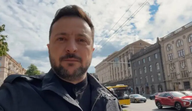 Зеленский обратился к украинцам в День памяти и победы над нацизмом и раскритиковал российский «парад желчи и лжи»