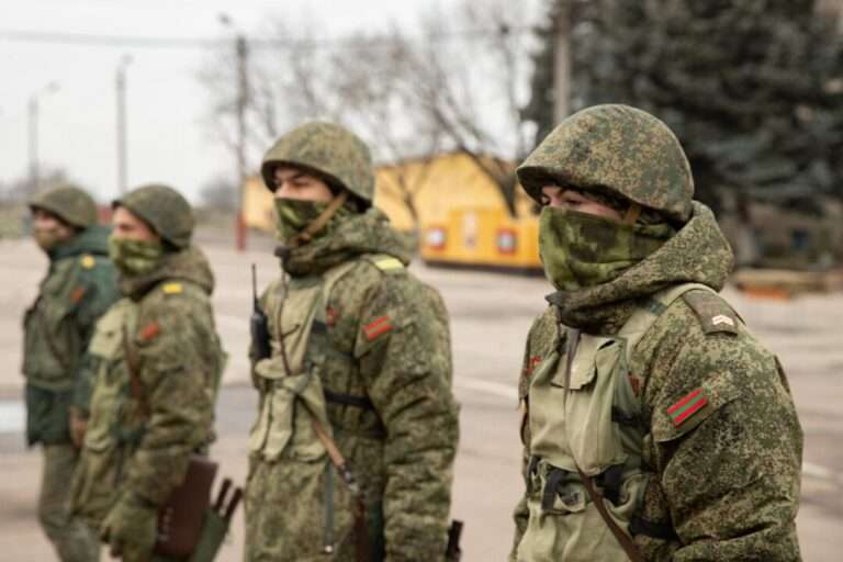 солдаты в Приднестровье