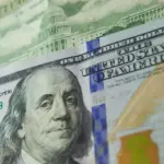 Доллар дешевеет — курс валют на среду, 10 июня