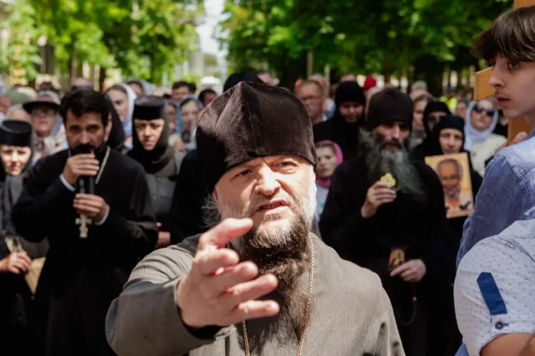 Контрпротест православных верующих 15 июня оказался агрессивнее ЛГБТ-марша