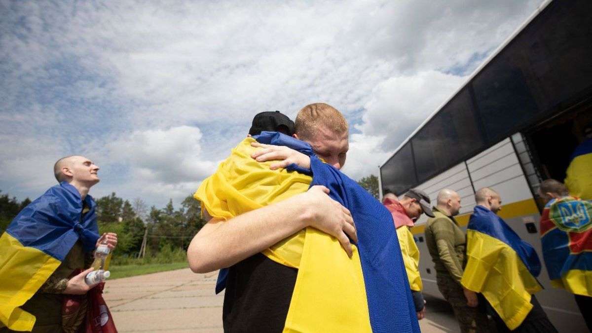 Обмен пленными, 9 июня, Украина, военные, флаги Украины