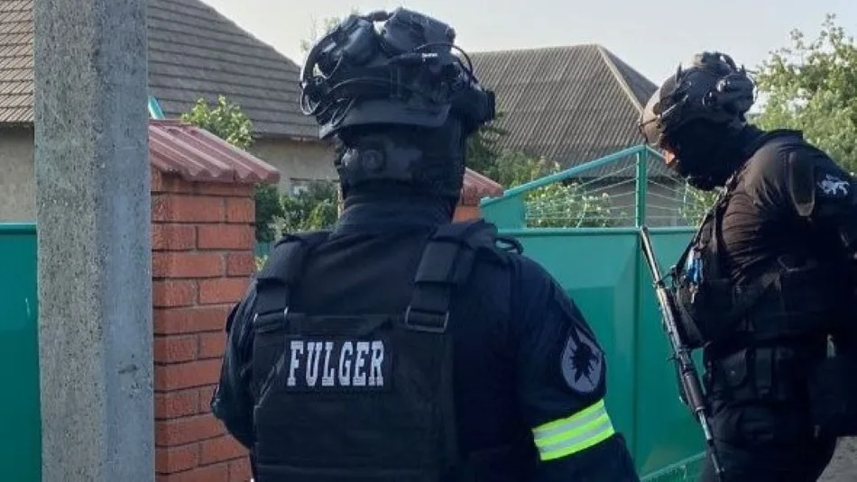 обыск в Вулканештах при содействии Fulger