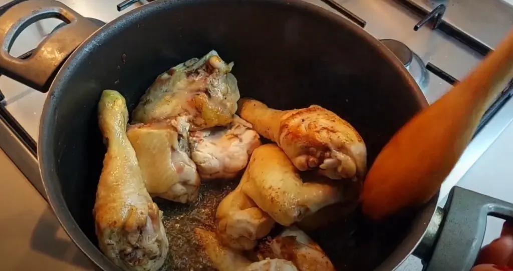 Гагаузская суванны манджа с курицей