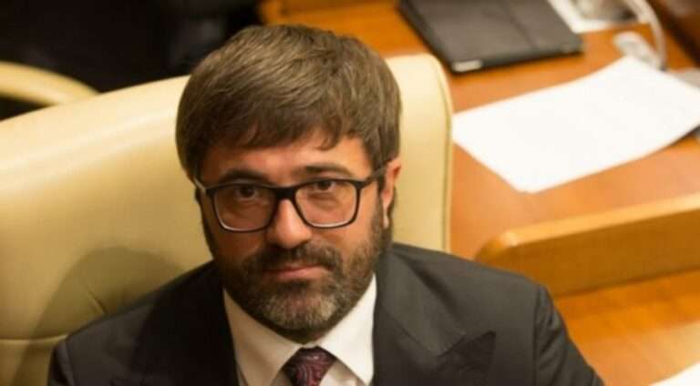 Владимир Андронаки
