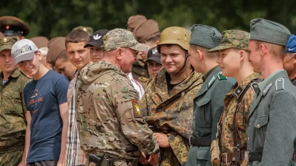 Командир Оперативной группы российских войск Дмитрий Зеленков