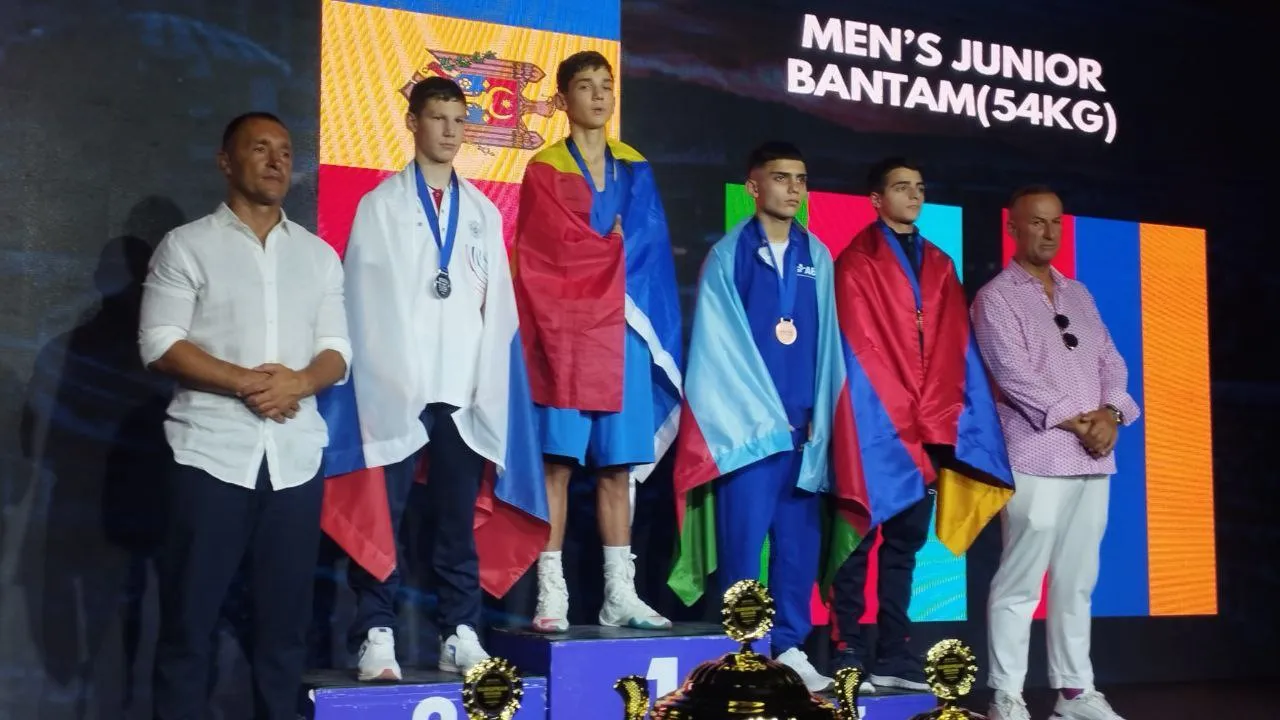 Александр-Ахиле Буханюк из Оргеева выиграл чемпионат Европы по боксу среди юниоров