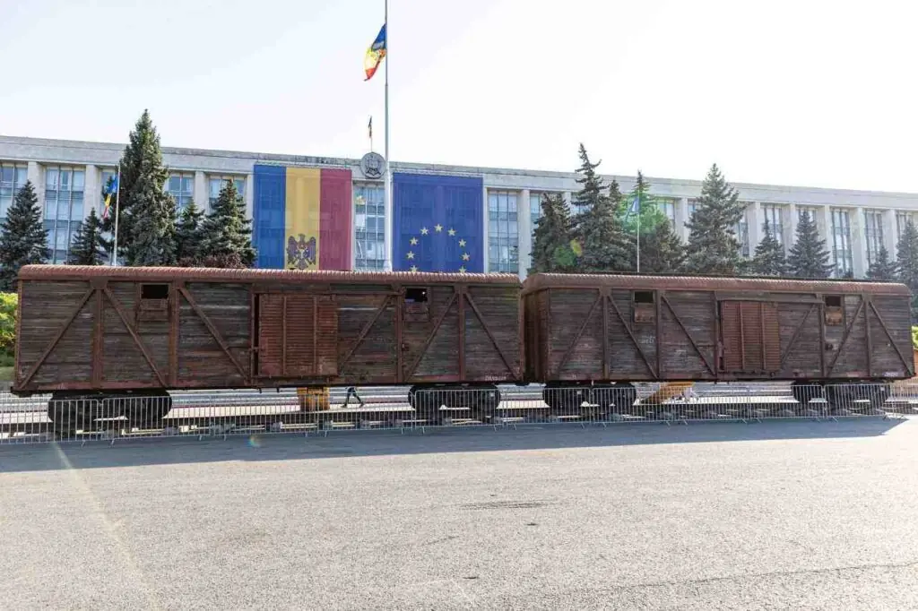 Бельцкий театр покажет в Кишиневе спектакль памяти жертв сталинских репрессий