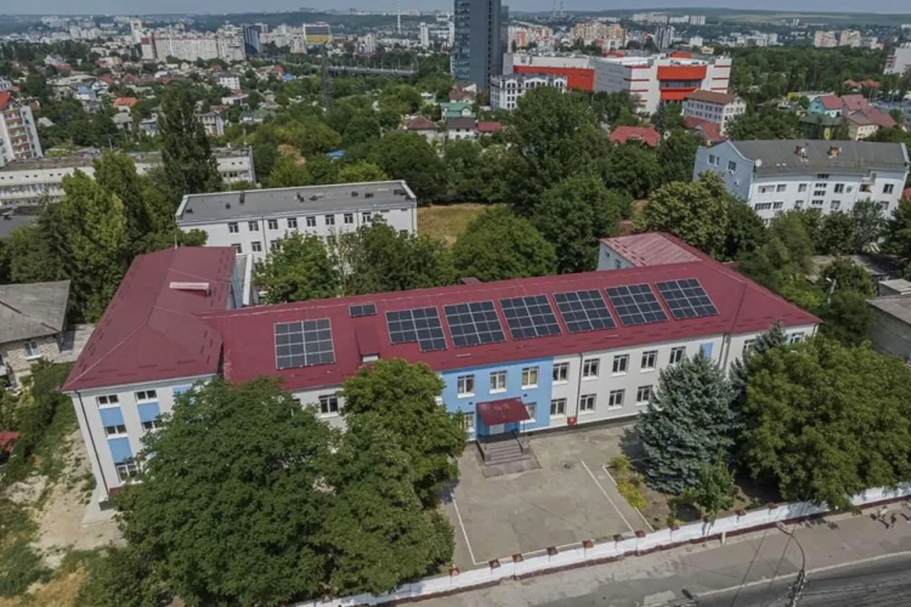 модернизированная школа в Молдове