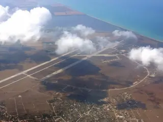 Вид на аэродром Саки в Крыму