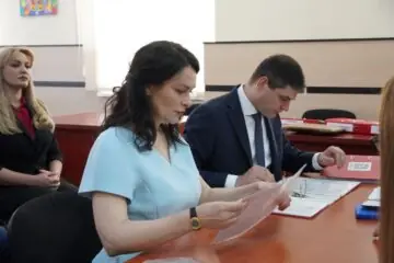 Движение Moldova Mare во главе с Фуртунэ подало в ЦИК заявку на регистрацию списка из 70 кандидатов.