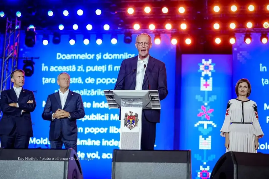 концерт ко Дню независимости Молдовы - Мерц, Санду, Туск, Макрон