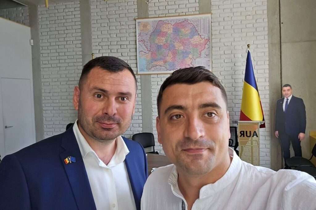 Костюк и Симион
