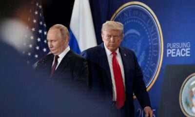 Дональд Трамп встретился с Владимиром Путиным на американской военной базе в Анкоридже