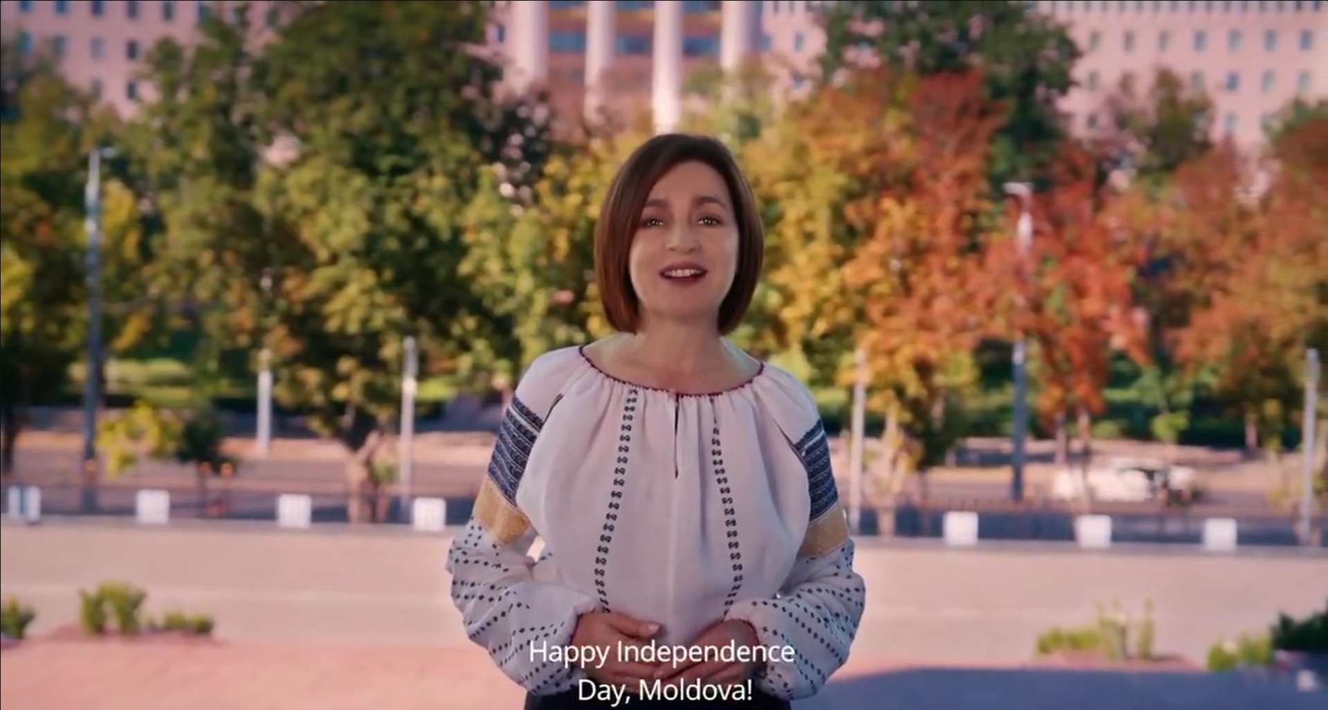 Санду поздравление с Днём независимости