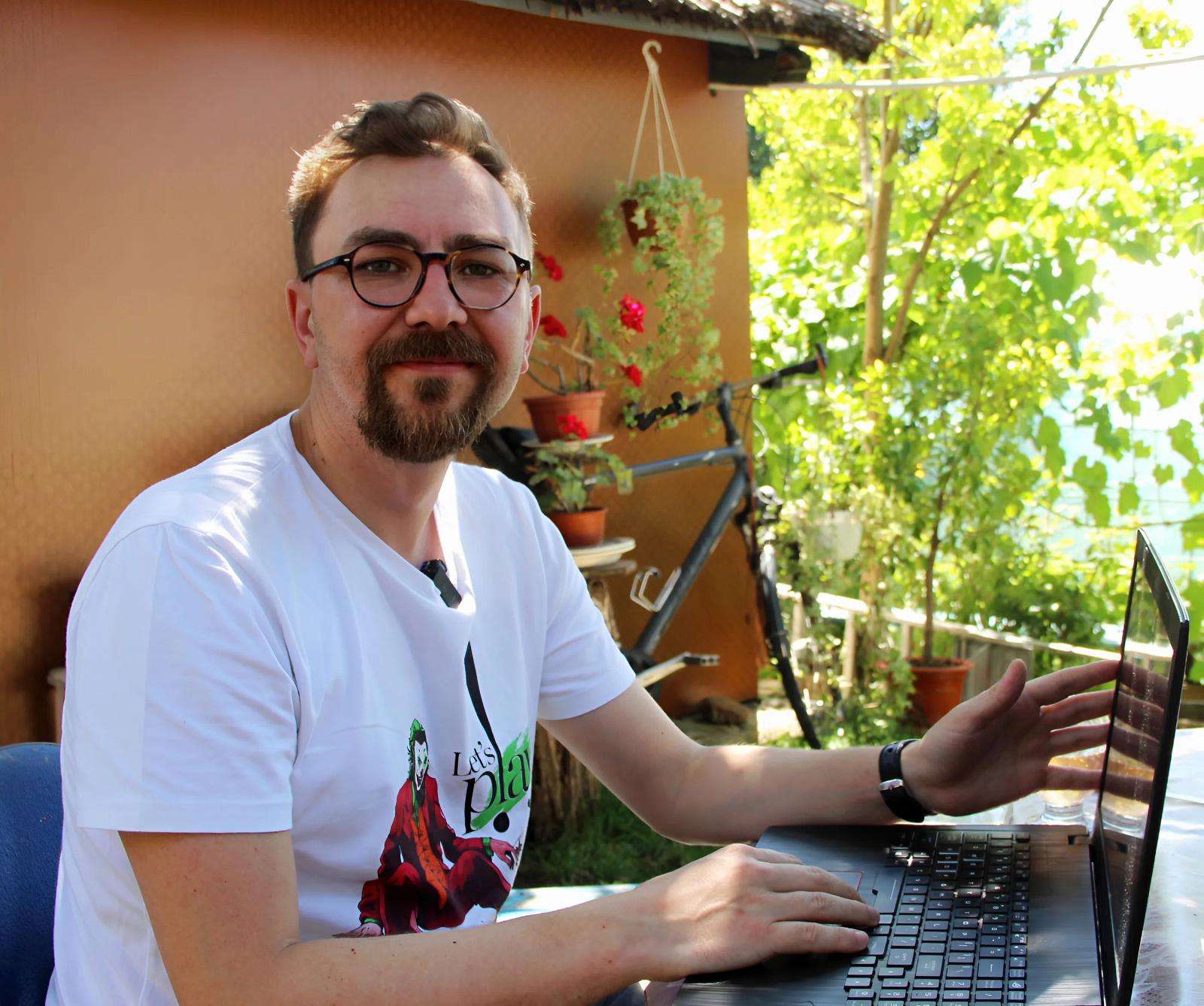 Дмитрий Карагуца