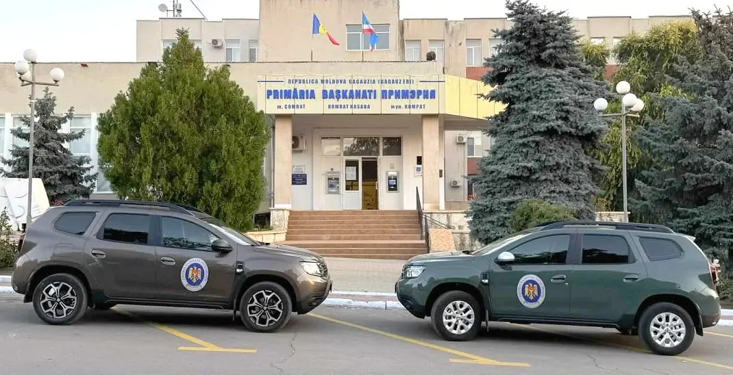 Двух вице-мэров Комрата отправили под арест из-за подозрений в коррупции