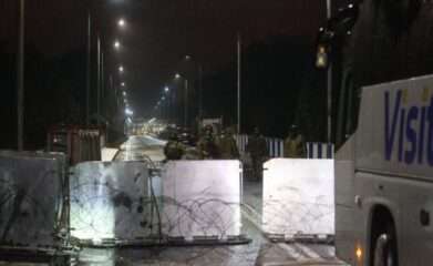 Польша закрыла все пункты пропуска на границе с Беларусью: движение остановлено бессрочно