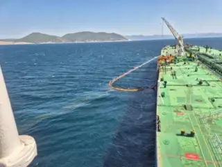 разлив нефти у берега краснодарского края