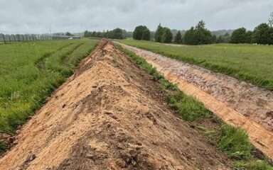 В Эстонии вдоль границы с Россией выкопают почти 40 км противотанковых рвов