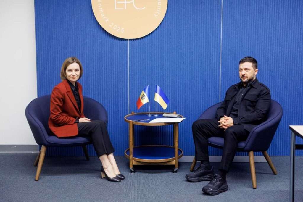 Майя Санду 2 октября приняла участие в Саммите Европейского политического сообщества, который прошёл в столице Дании Копенгагене.