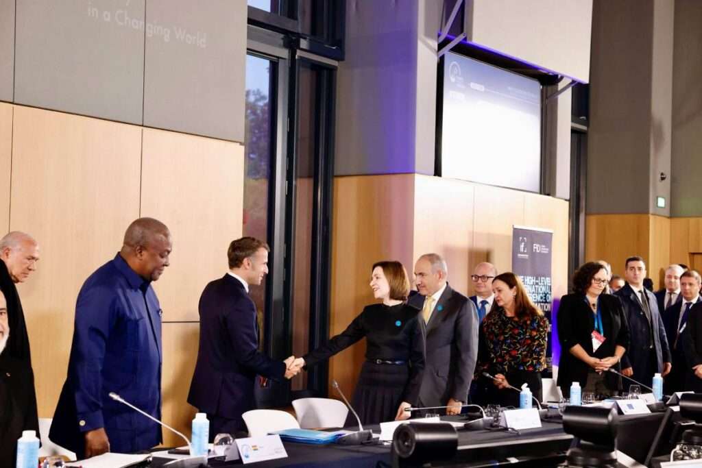 Президент Молдовы Майя Санду в среду, 29 октября, на Парижском форуме мира.