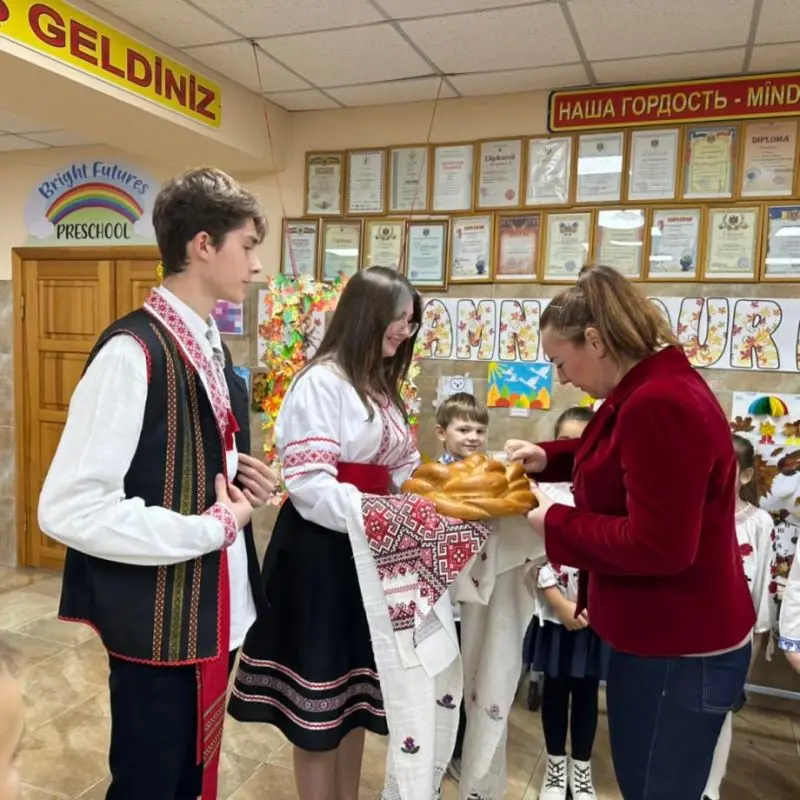 Залина Маргиева в лицее в Чадыр-Лунге