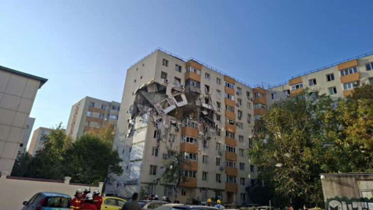 Мощный взрыв в жилом доме в Бухаресте: двое погибших и 13 пострадавших