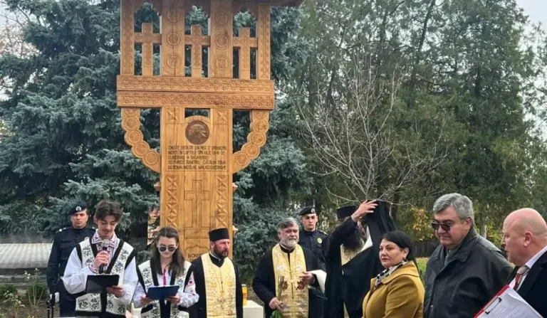 «Героизация нацизма» из ничего: как разжигали скандал вокруг румынского памятника