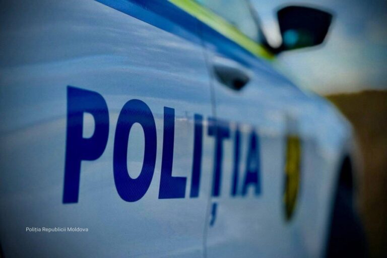 Более 100 полицейских искали пропавшую по дороге в Кишинёв 15-летнюю девочку — что известно