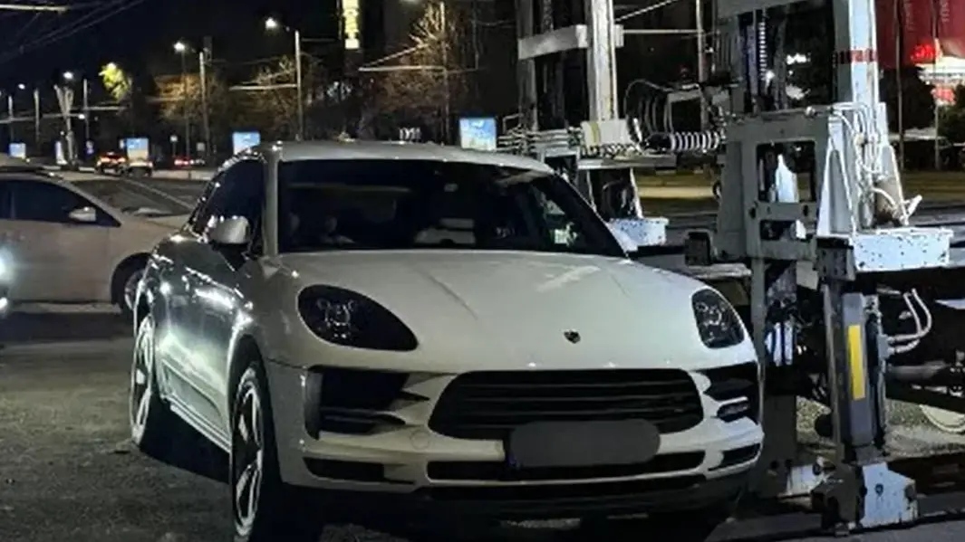 В Кишинёве подросток на Porsche превысил скорость на 50 км