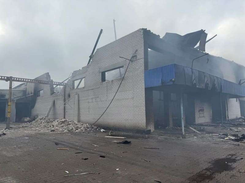 В Павлограде в результате российского удара сгорел склад производителя снеков Flint и Chipster’s
