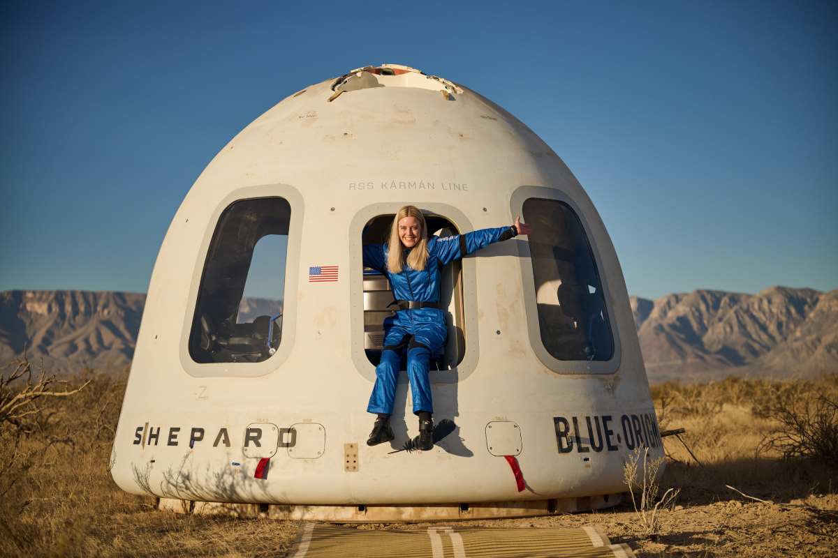 Blue Origin впервые отправила в космос человека на инвалидной коляске — история Михаэлы Бентхаус