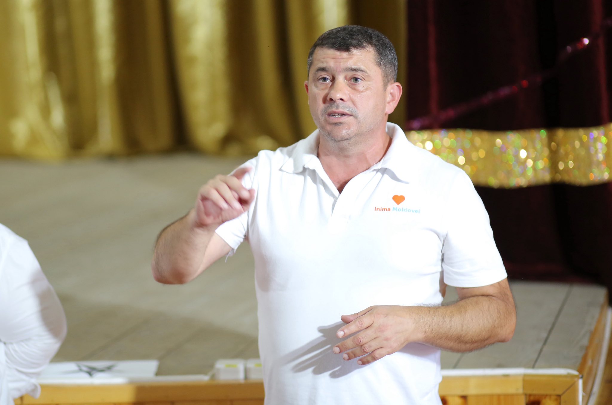 Виктор Топал