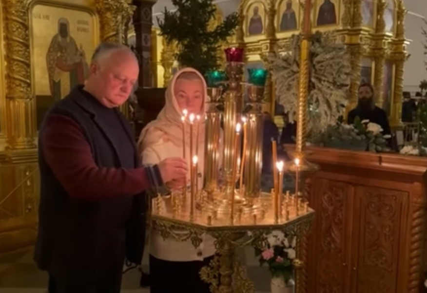 Игорь Додон поехал на Крещение в российский монастырь, публично поддерживающий войну в Украине