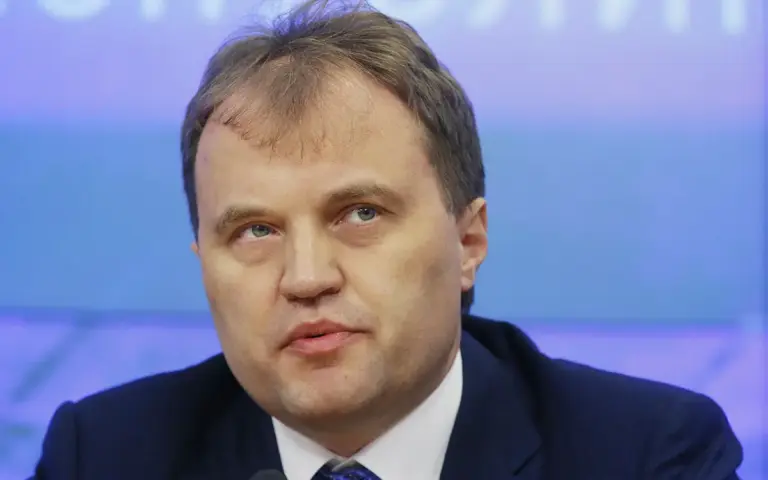 евгений шевчук подал иск в еспч